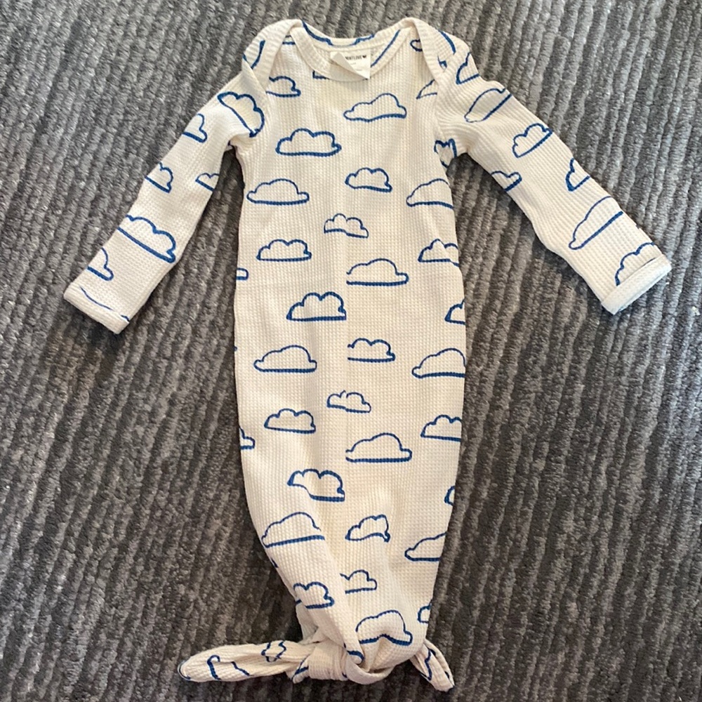 Spearmint Love newborn gown